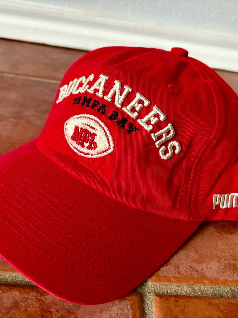 Puma Hat Tampa Bay Buccaneers Mens Red NFL Pro Line Adjustable Cap